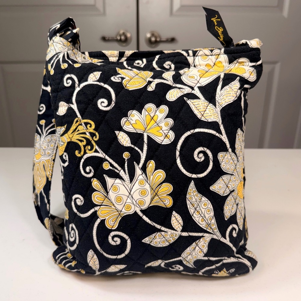 Vera Bradley Yellow Bird Provencal Hipster Crossbody Bag Quilted Purse 11x10